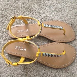 NYLA "Leena" T Strap Thong Sandal